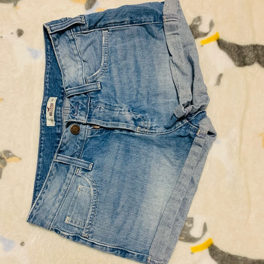 Hollister Jean Shorts Size 1
